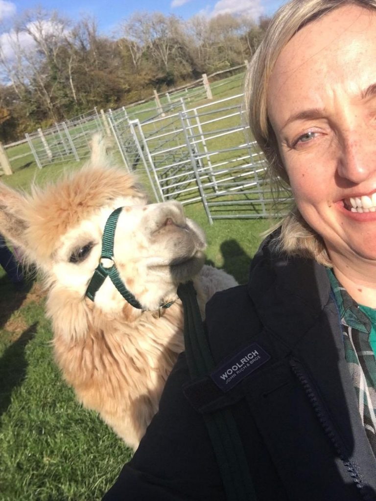 Christy and Rillian alpaca selfie